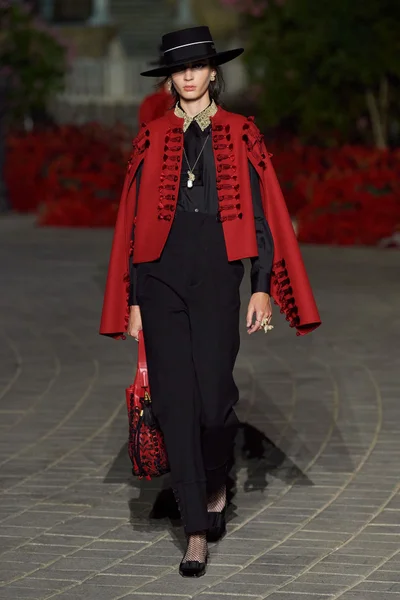 Look 26